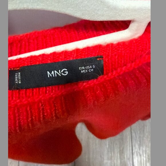 Mango Sweater - Picture 2 of 2